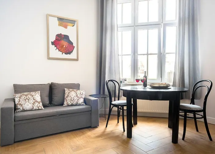 Ester Apartment